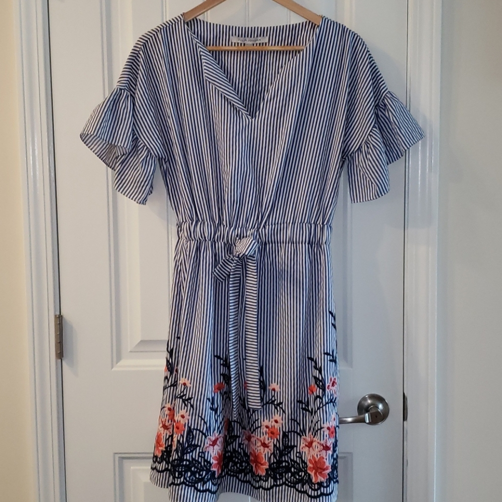 ☀️ Julia Jordan Embroidered Dress